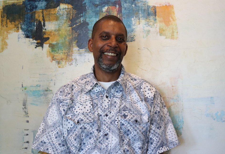 Photo of Tim Harris.